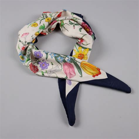 gucci foulard|foulard gucci firenze.